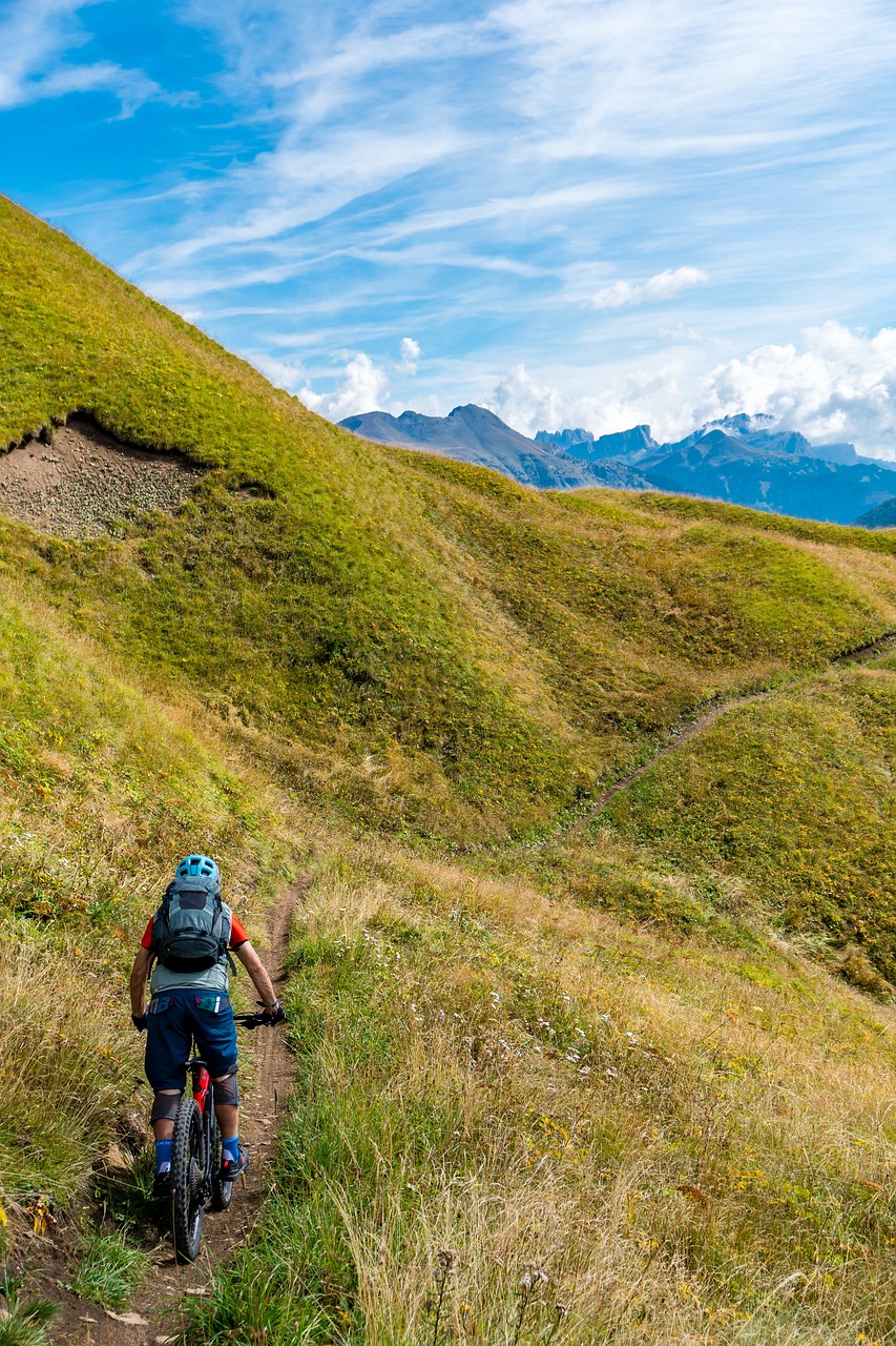 mountain bike, dolomites, bicycle tour, bike, tour, cycling, bike ride, cyclists, sporty, italy, alpine, nature, mountain, sport